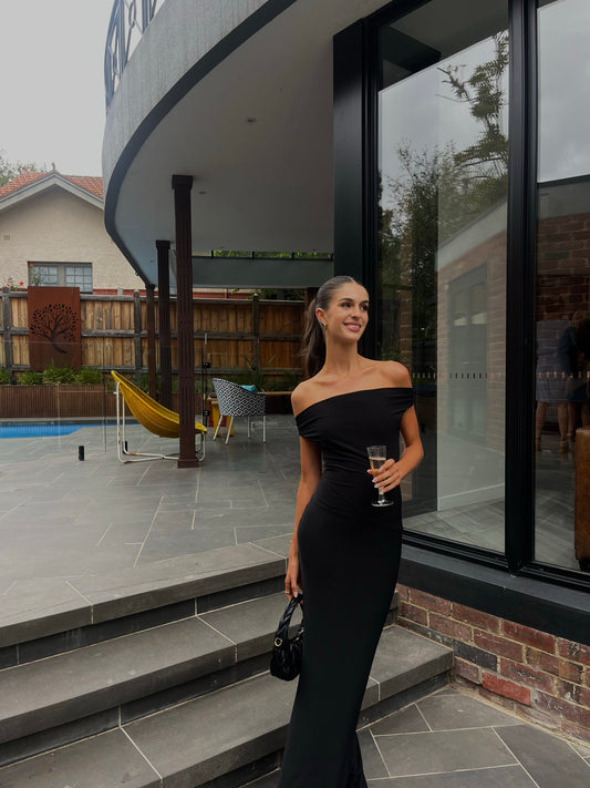 Natalie Rolt - Bettina Gown (Black)