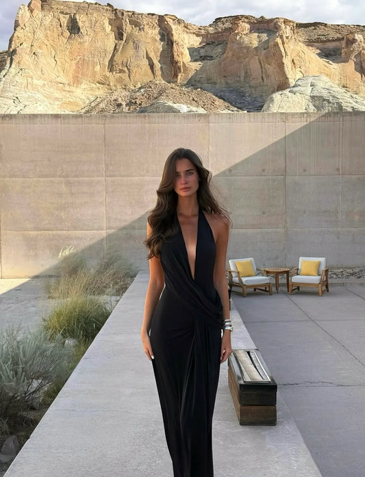 Natalie Rolt - Winona Gown (Black)